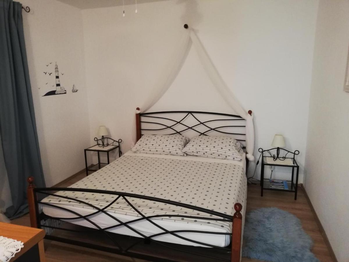 Apartment House Vir-To-All Luaran gambar