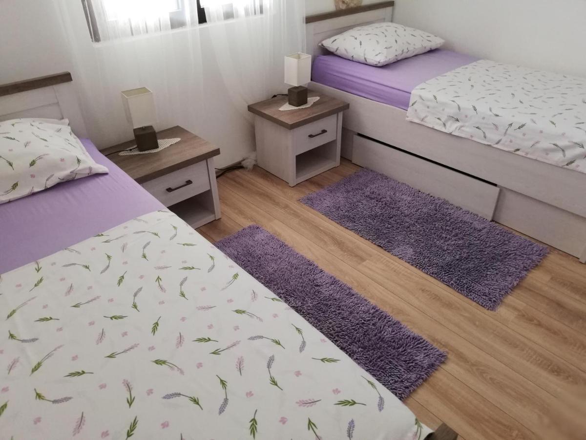 Apartment House Vir-To-All Luaran gambar